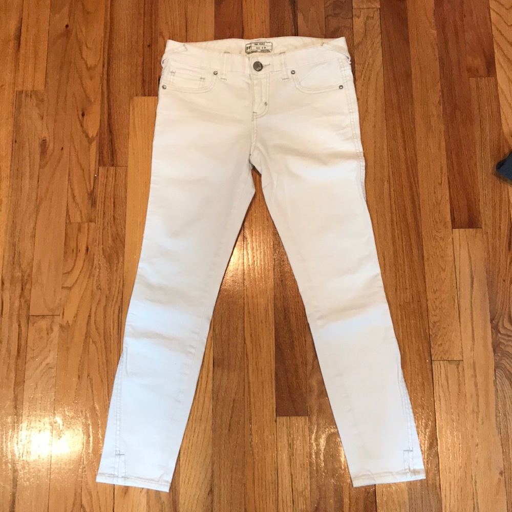 Free people Capri white jeans